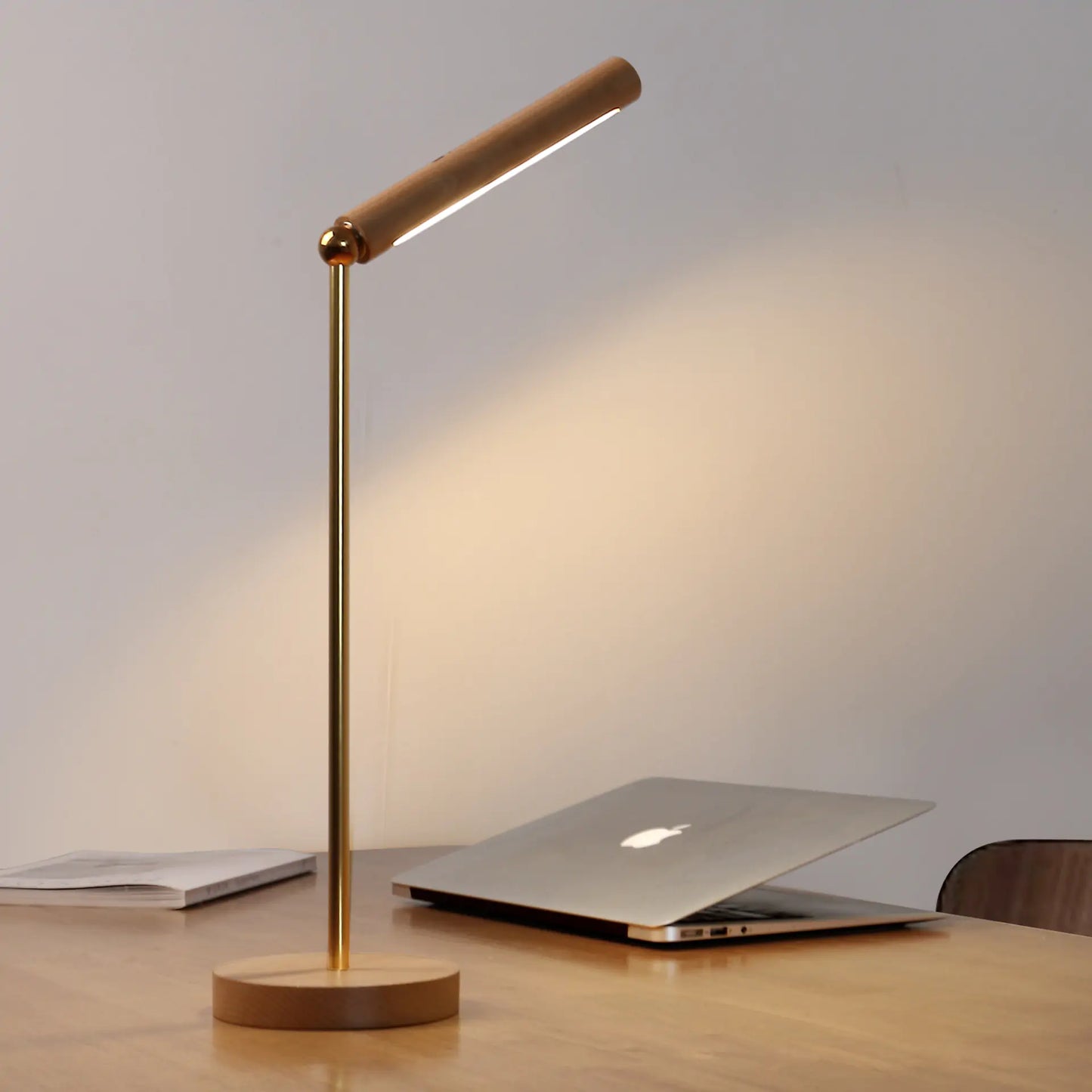 Magnetic Wooden Desk Lamp